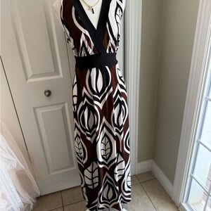 Bisou Bisou Black and White Maxi Dress with Brown Accents